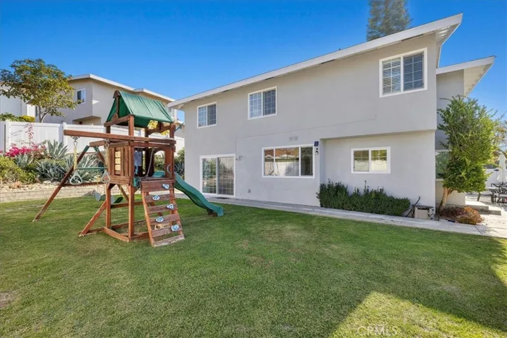 28717 Seamount Drive, Rancho Palos Verdes, California 90275