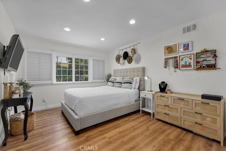 28717 Seamount Drive, Rancho Palos Verdes, California 90275