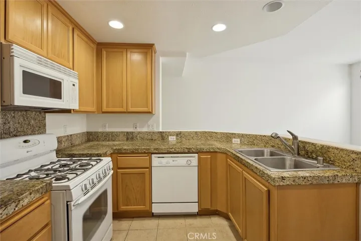 854 Tarragon Lane 1307, San Luis Obispo, California 93401