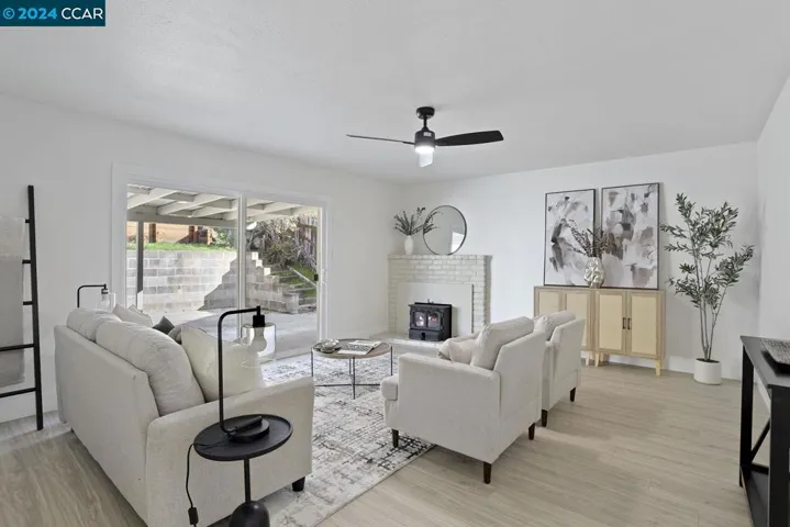 208 Dryden Drive, Vallejo, California 94591