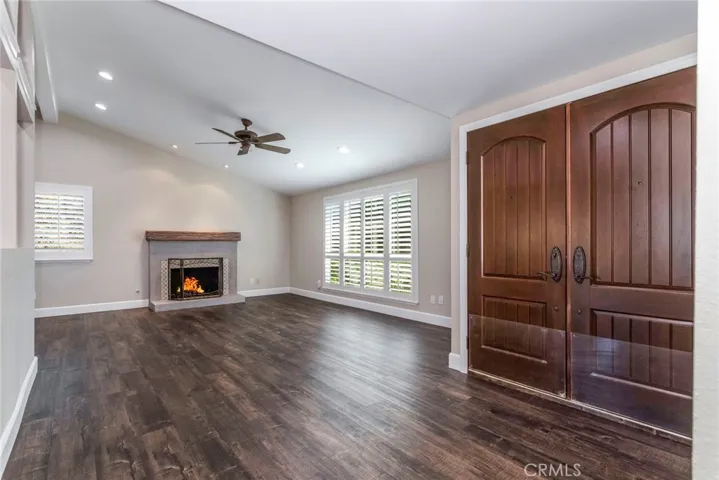 18711 Nadal Street, Canyon Country, California 91351