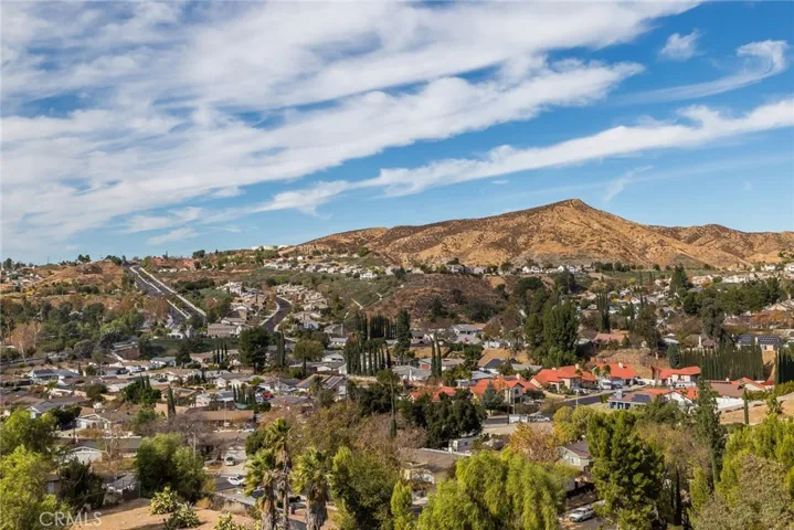 18711 Nadal Street, Canyon Country, California 91351