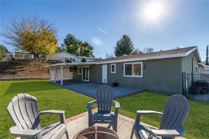 18711 Nadal Street, Canyon Country, California 91351