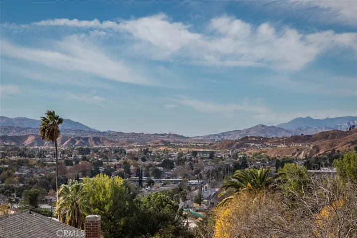 18711 Nadal Street, Canyon Country, California 91351