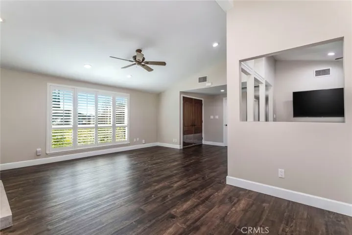 18711 Nadal Street, Canyon Country, California 91351