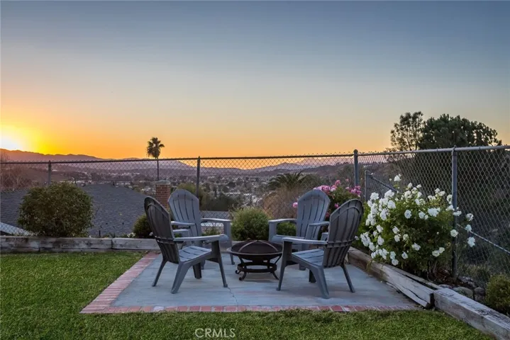 18711 Nadal Street, Canyon Country, California 91351