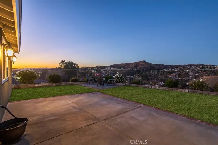 18711 Nadal Street, Canyon Country, California 91351