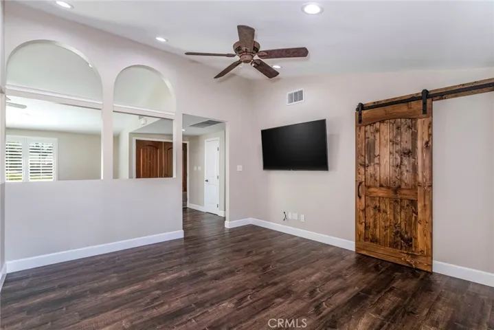 18711 Nadal Street, Canyon Country, California 91351