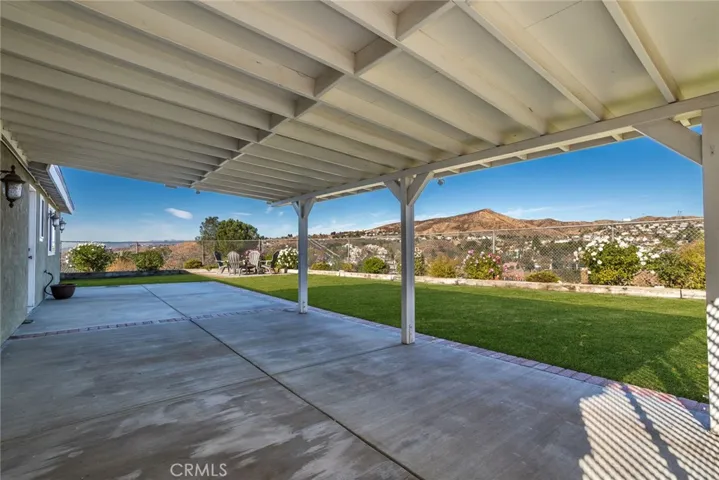 18711 Nadal Street, Canyon Country, California 91351