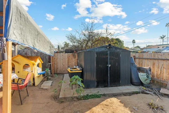 1828 L Avenue, National City, California 91950