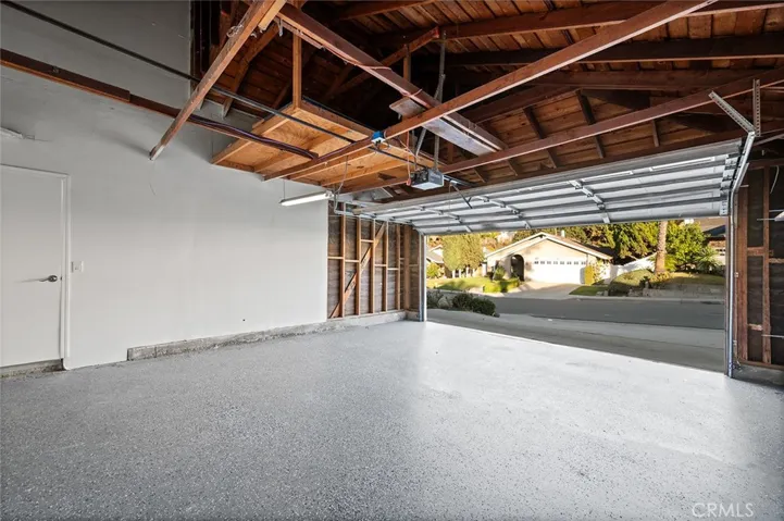 6111 Stonehurst, Yorba Linda, California 92886