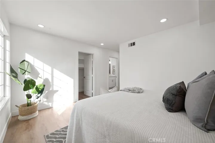 6111 Stonehurst, Yorba Linda, California 92886