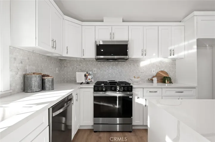 6111 Stonehurst, Yorba Linda, California 92886