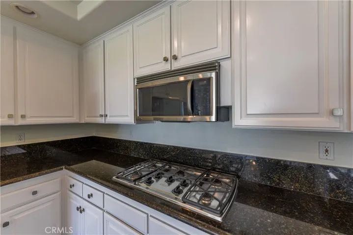21455 Birdhollow Drive, Rancho Santa Margarita, California 92679