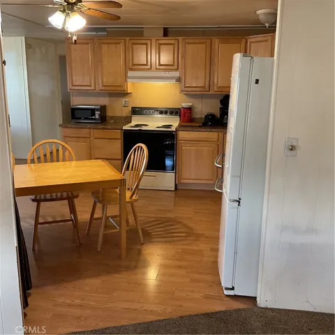 9391 California Ave 66, Riverside, California 92503