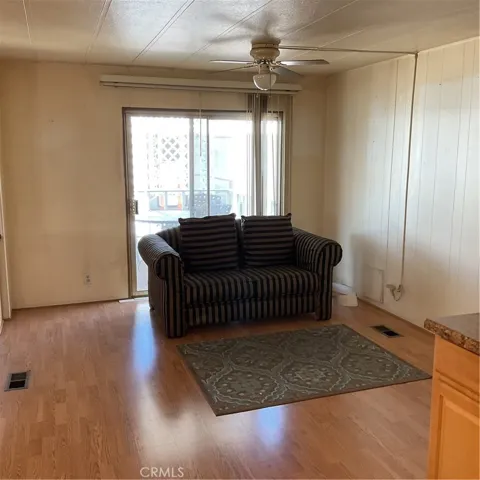 9391 California Ave 66, Riverside, California 92503