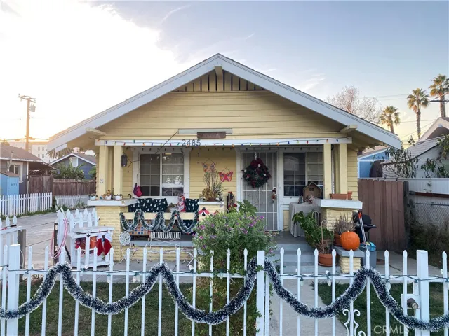 2485 Pasadena Avenue, Long Beach, California 90806