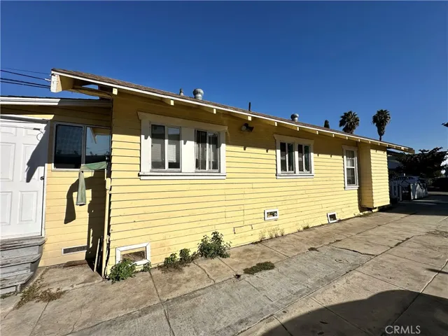 2485 Pasadena Avenue, Long Beach, California 90806