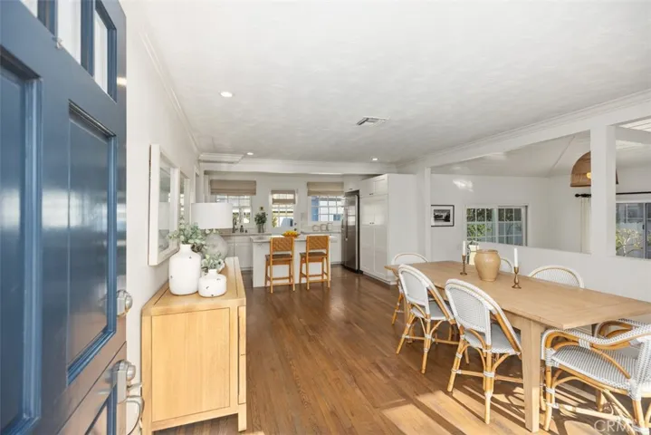 222 Lillian Place, Costa Mesa, California 92627