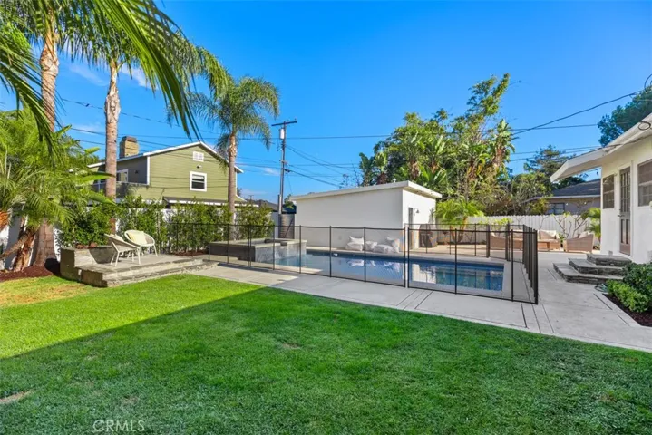 222 Lillian Place, Costa Mesa, California 92627