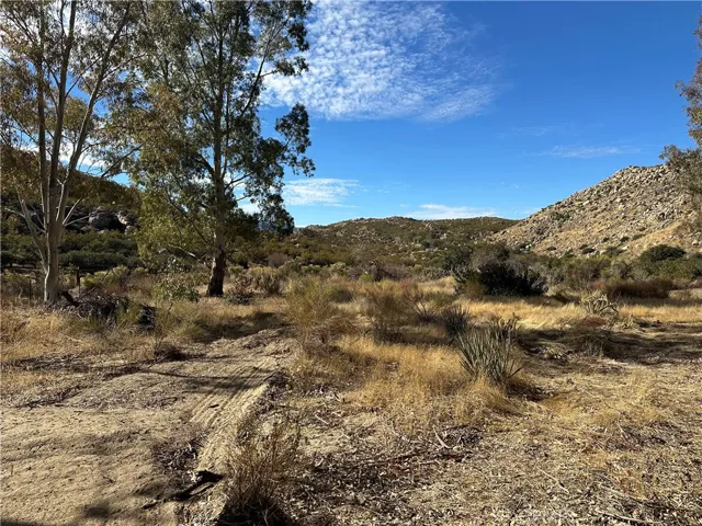 48610 Secret Falls Road, Aguanga, California 92536