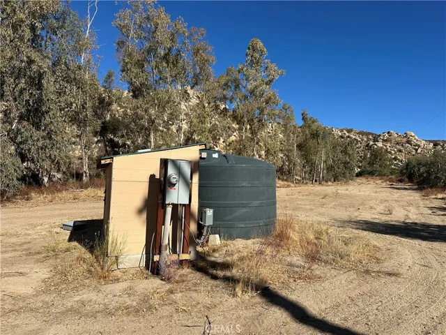 48610 Secret Falls Road, Aguanga, California 92536