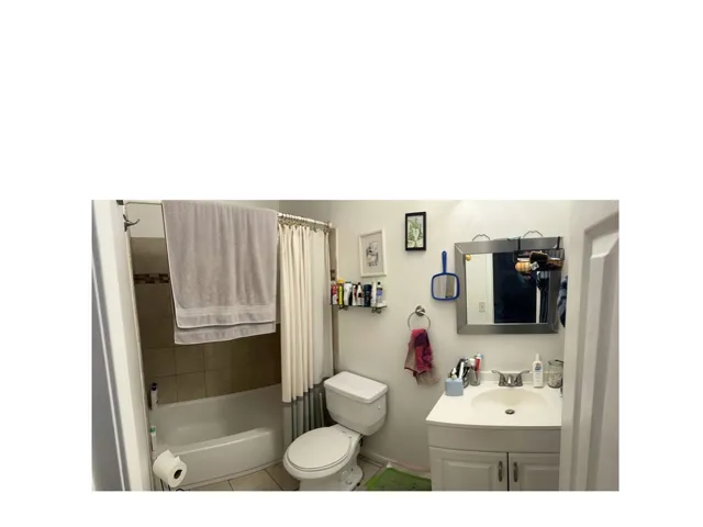 Bathroom in Bedroom #4