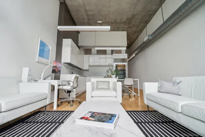 1025 Island Ave 709, San Diego, California 92101