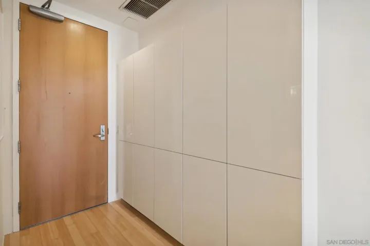 1025 Island Ave 709, San Diego, California 92101