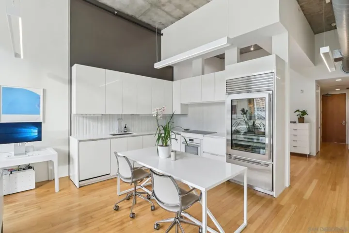 1025 Island Ave 709, San Diego, California 92101