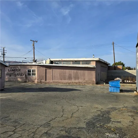 5041 Columbia Way, Lancaster, California 93536