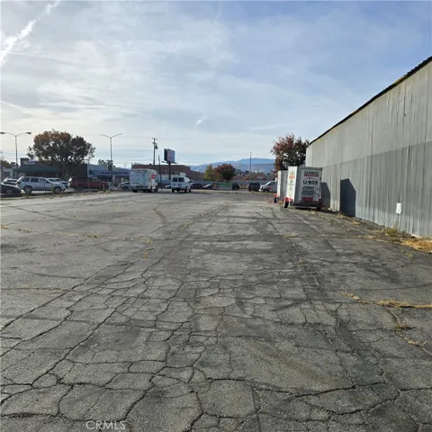 5041 Columbia Way, Lancaster, California 93536