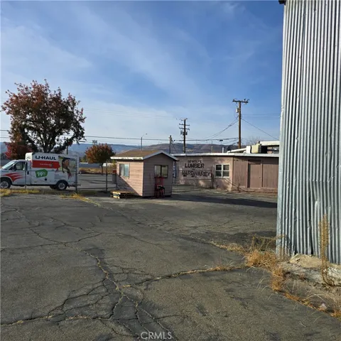 5041 Columbia Way, Lancaster, California 93536