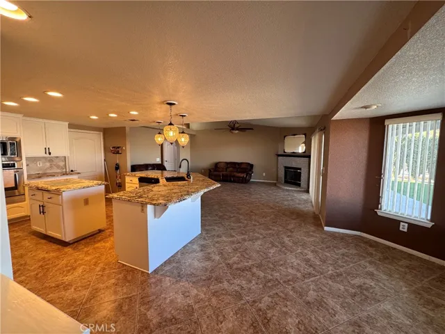 28180 Cochise Avenue, Barstow, California 92311