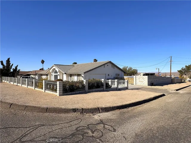 28180 Cochise Avenue, Barstow, California 92311