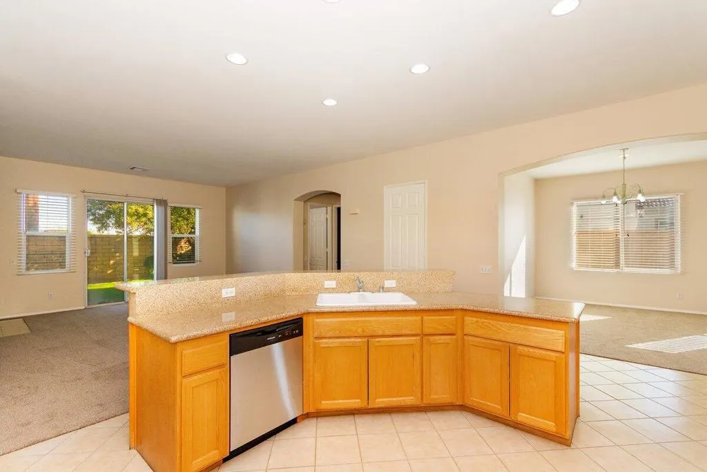 49030 Barrymore Street, Indio, California 92201 home-pic-10