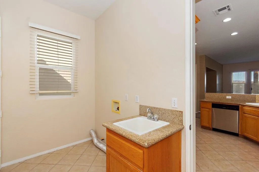 49030 Barrymore Street, Indio, California 92201 home-pic-33