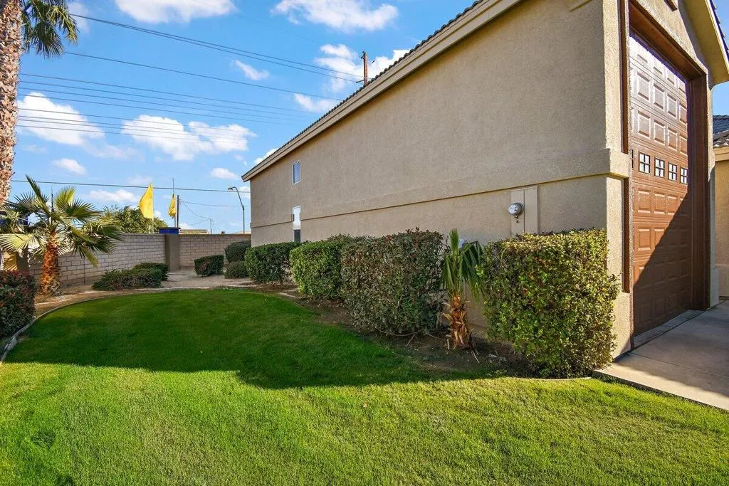 49030 Barrymore Street, Indio, California 92201 home-pic-27