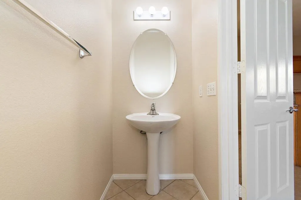 49030 Barrymore Street, Indio, California 92201 home-pic-11