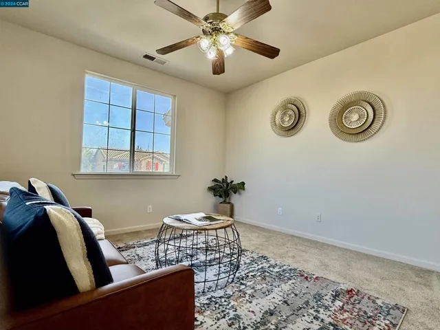 3017 Roslyn Dr, Modesto, California 95355