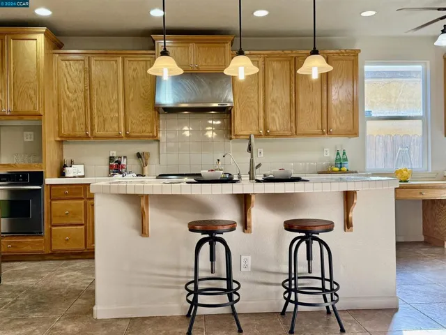 3017 Roslyn Dr, Modesto, California 95355