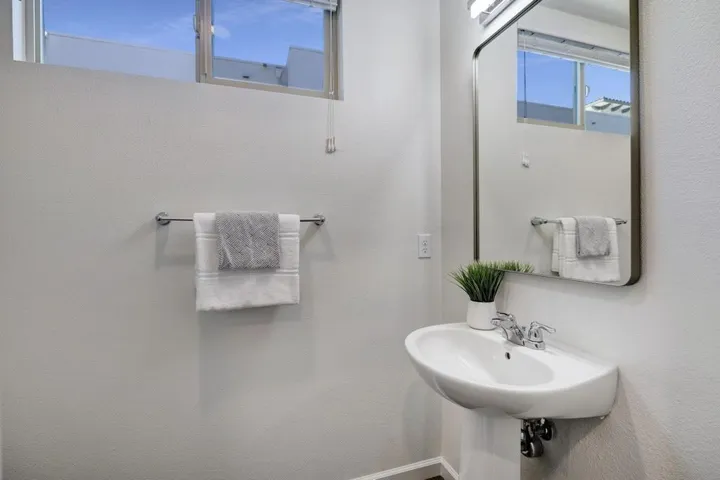 186 William Manly Street 5, San Jose, California 95136