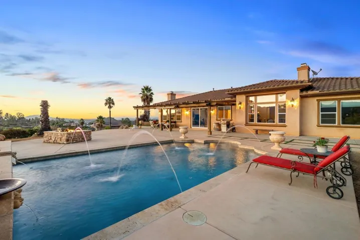 27394 Red Ironbark Dr, Valley Center, California 92082