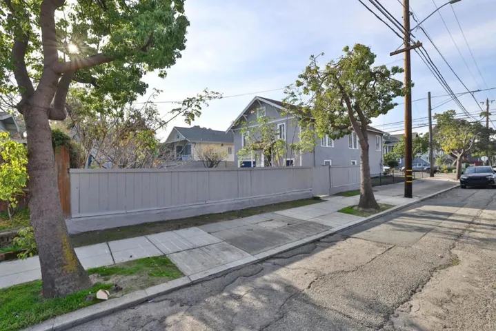 1826 Schiller Street, Alameda, California 94501