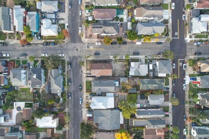 1826 Schiller Street, Alameda, California 94501