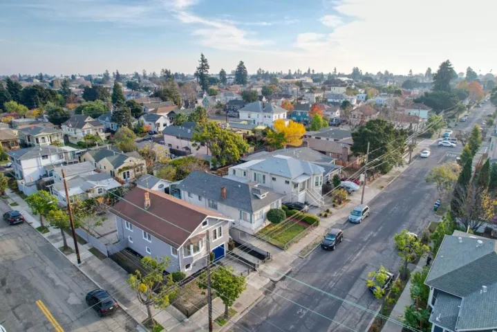 1826 Schiller Street, Alameda, California 94501