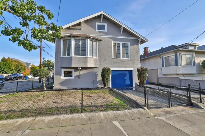 1826 Schiller Street, Alameda, California 94501