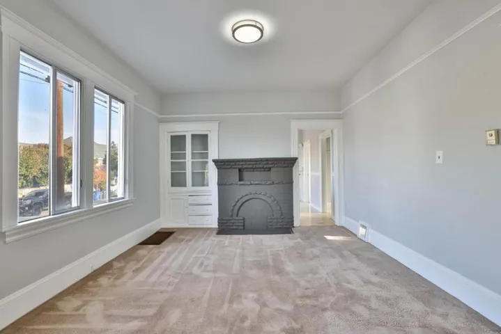 1826 Schiller Street, Alameda, California 94501