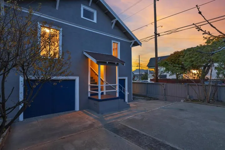 1826 Schiller Street, Alameda, California 94501