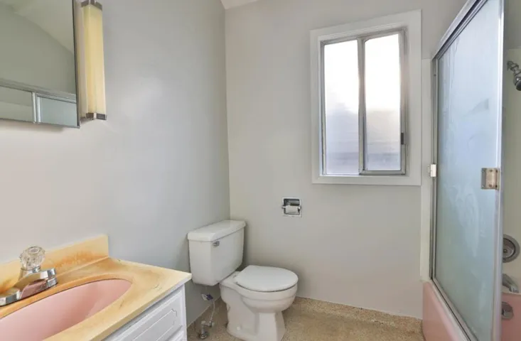 1826 Schiller Street, Alameda, California 94501